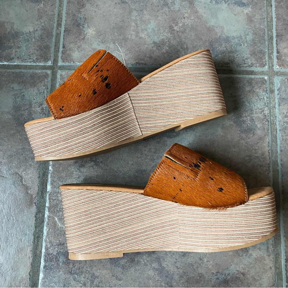 Cowhide Wedge Heels - Picture 2 of 2